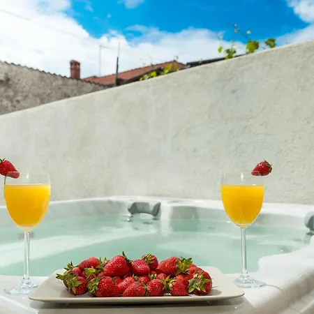וילה Donato With Jacuzzi Near The Old Town *
